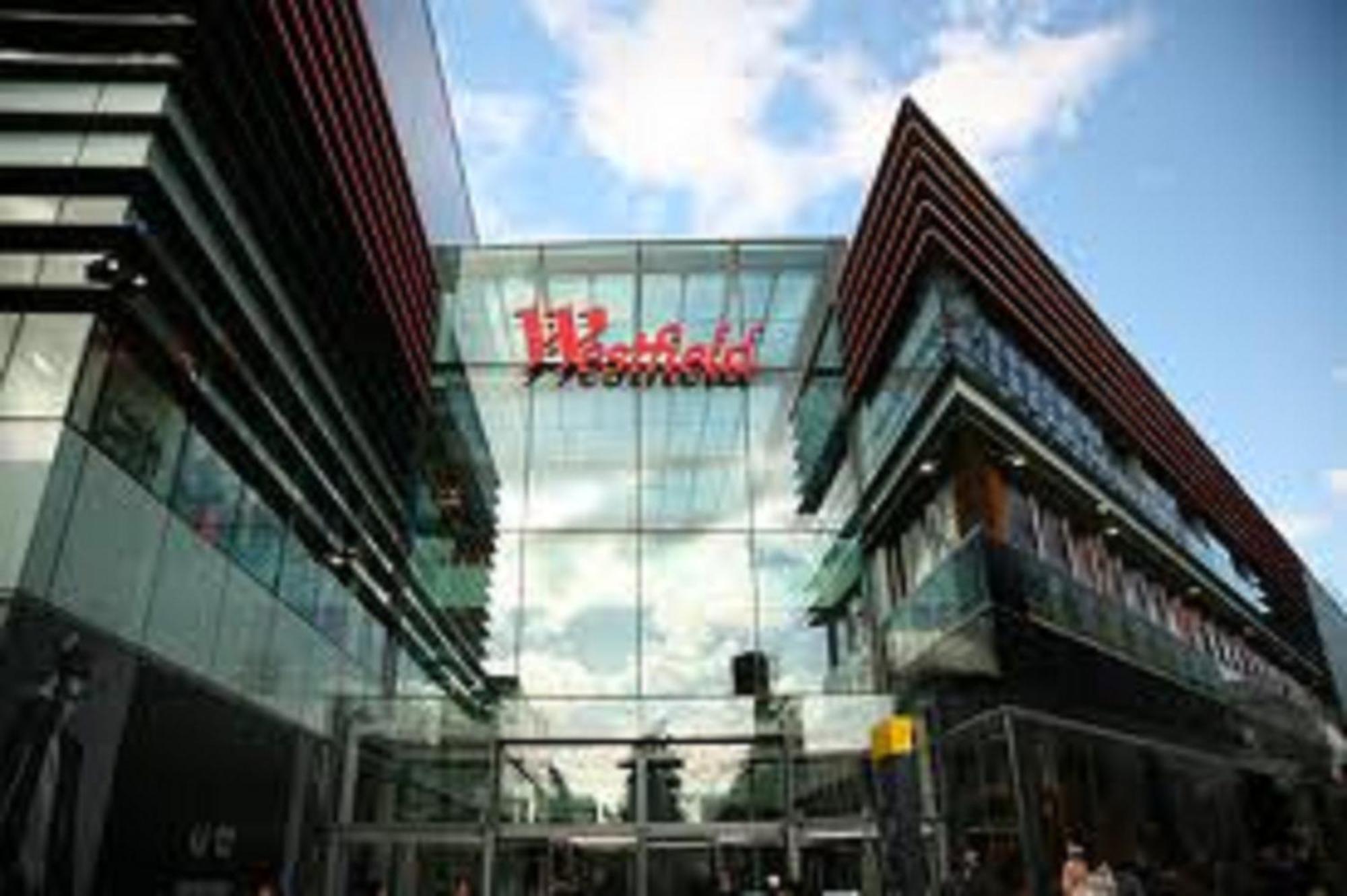 Отель Ibis London Stratford Экстерьер фото